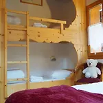 Les Barmes Apartment