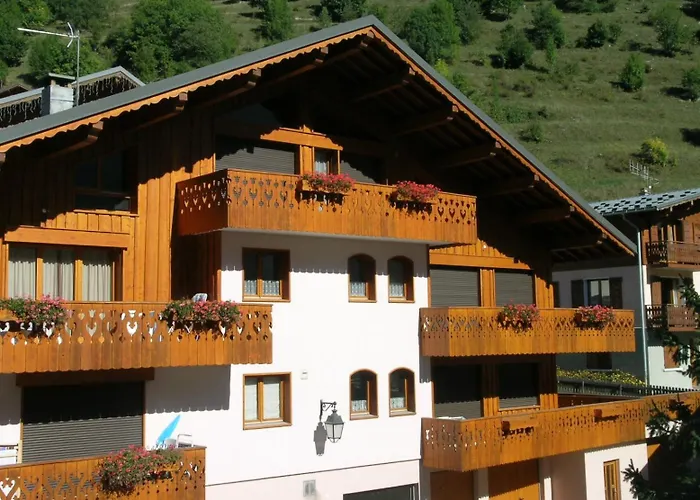 Les Barmes Apartment