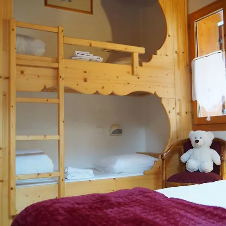 Les Barmes Apartment